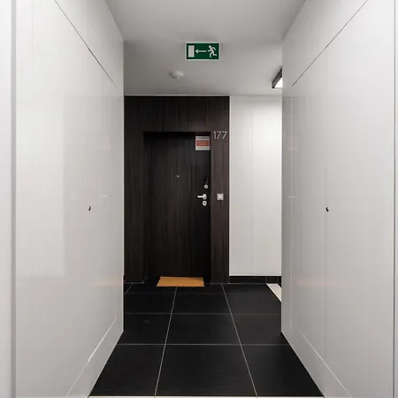 Superapart Grzybowska Apt 177 Warsaw Exterior photo
