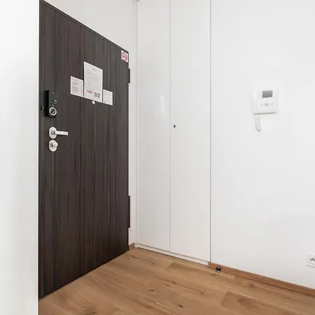 Superapart Grzybowska Apt 177 Warsaw Exterior photo